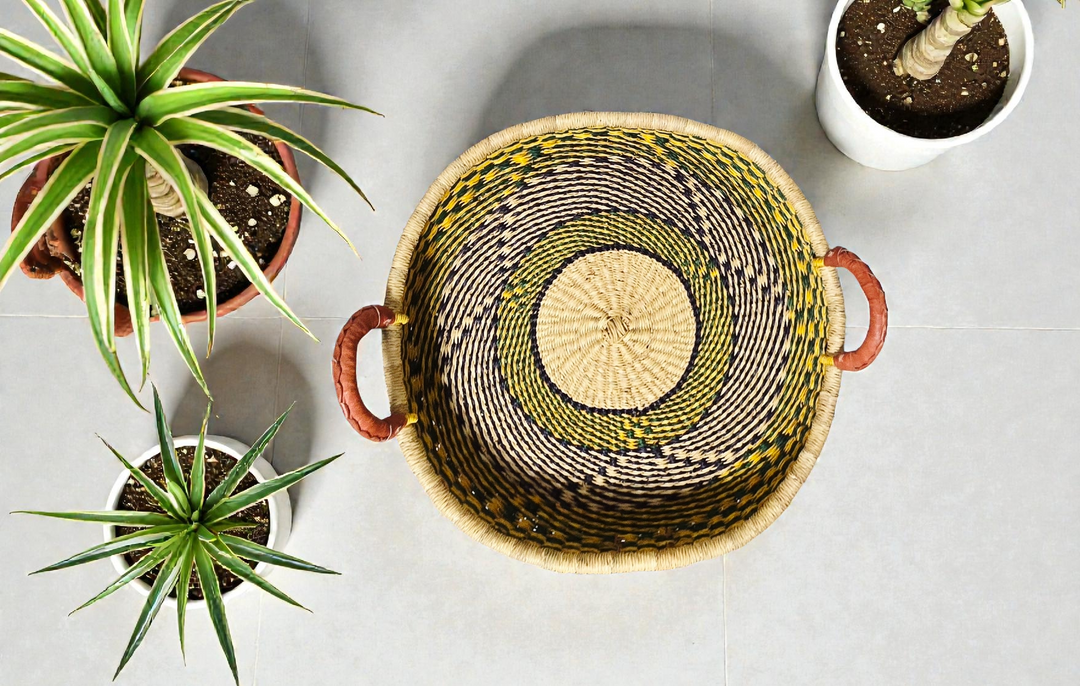 Bolga Round Tray with Leather Handles (Plant-Based Dyes)